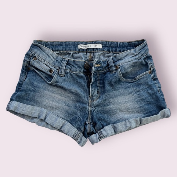 Mid waisted Denim Shorts - Picture 1 of 2